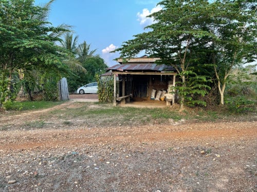 ដីភូមិ​ សាកសមជាផ្ទះលំហែ​ ស្នាក់នៅ