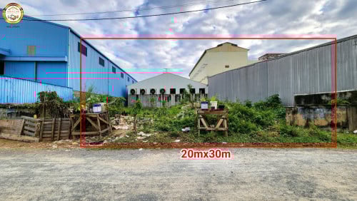 ដីលក់តម្លៃល្អនៅក្រោយផ្សារបឹងបៃតង-ភ្នំពេញថ្មី