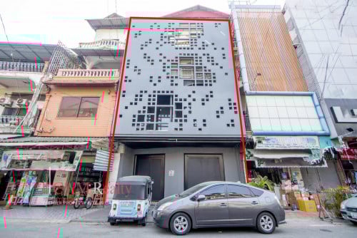 Commercial Space For Rent in Olympic