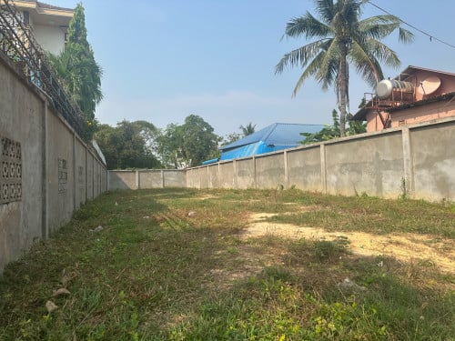 លក់បន្ទាន់ខ្លាំង (កណ្តាលក្រុង)