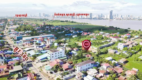ដី លក់បន្ទាន់ នៅក្រុងអរិយក្សត្រ