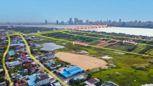 ដីលក់ នៅក្រុងអរិយក្សត្រ