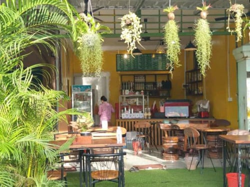 ត្រូវការដៃគូសហការបើកហាងកាហ្វេ