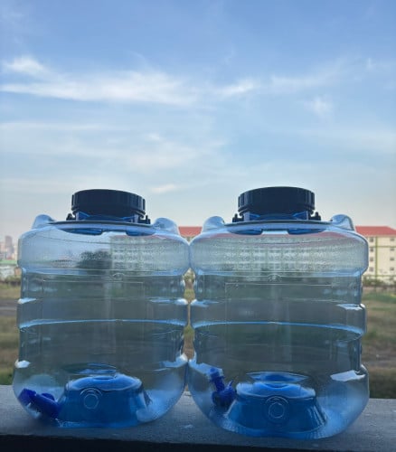 កាដុង ១០ លីត្រ មានលក់ដុំ និងរាយ