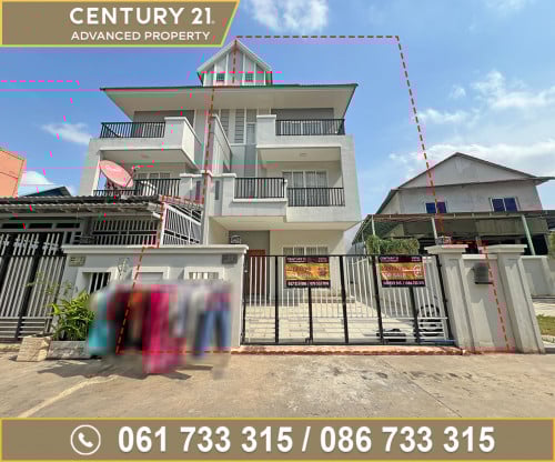 🏘 វីឡាភ្លោះ (Twin Villa) ក្នុងបុរី ភ្នំពេញថ្មីគ្រីស្តាល់ផាក ត្រូវការលក់បន្ទាន់ខ្លាំង