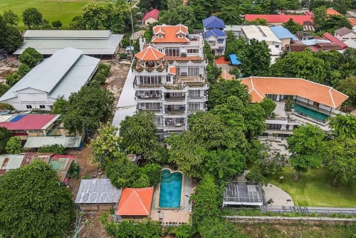 Apartment for rent along the Riverside (Chroy Changvar)