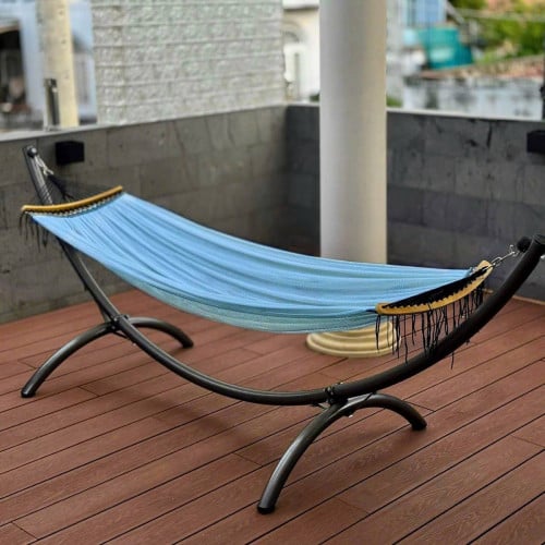 Hammock (អង្រឹង)