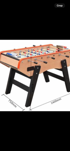 តុបាល់ទាត់សំរាប់មនុស្សពេញវ័យ និងក្មេងជំទង់