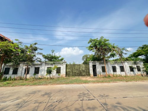 ដីជួល កោះដាច់