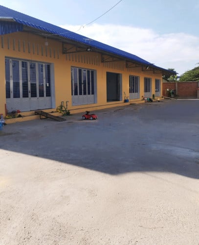 ផ្ទះល្វែងជួល មានម៉ាស៊ីនត្រជាក់ ក្នុងក្រុងបាត់ដំបង