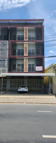 ផ្ទះលក់2ល្វែងជាប់ផ្លូវ 6A ក្បែរសាលារៀន ក្រុមហ៊ុនជាច្រើន