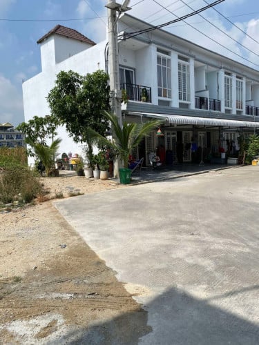 ផ្ទះ Eo E1 បុរីឡេងណាវ៉ាត្រា ទួលពង្រ ផ្ទះកែង តំលៃទាបជាងទីផ្សារ