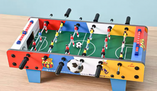 បាល់ទាត់ខ្នាតតូច សំរាប់កូនក្មេងតូចៗ