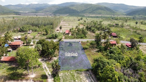 ស្អាតណាស់ដីនេះ ម្ចាស់ប្រញាប់លុយប្រើការ ជាប់ផ្លូវកៅស៊ូ លក់ត្រឹមតែ 27000$: