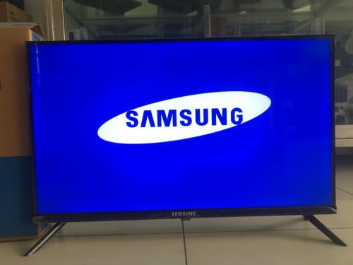 ទូរទស្សន៌ Samsung 32inch