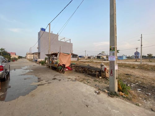 ដីលក់បន្ទាន់​ 18,800$