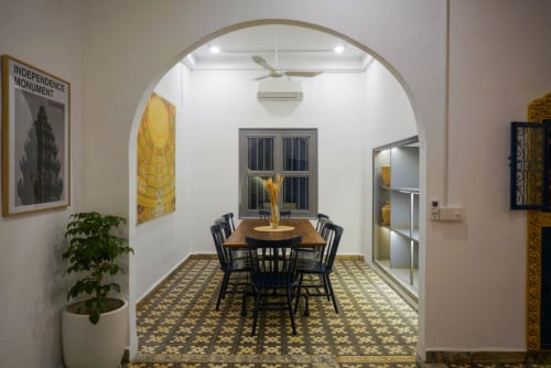 Massive Renovate Duplex Five Bedrooms available for lease in Daun Penh,KHRA721