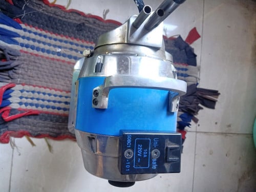 ម៉ូទរ័កាត់សំលៀកបំពាក់