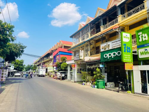 🏘 ផ្ទះអាជីវកម្មនៅផ្លូវធំបុរី លក់តំលៃក្រោមទីផ្សារ បុរីពិភពថ្មីចំការដូង១