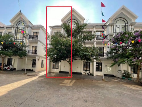 🏦Flat Available for Urgent Sale at a Special Price (Negotiable).