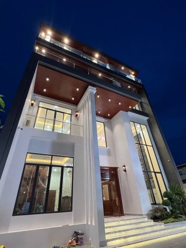 Big Villa For Rent At Sen Sok Area, 17x30m, 09 Rooms, 6,000$, Safe Area