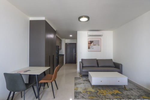 STUDIO ROOM FOR RENT AT THE PEAK