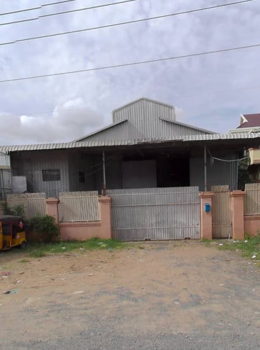 ឃ្លាំងលក់បន្ទាន់ចម្ការដូង