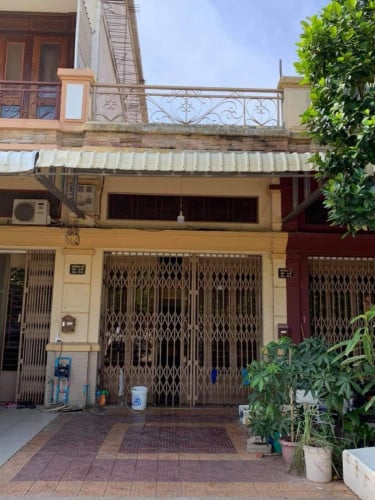 Borey piphub tmey Choukmeas Shophouse urgent sale ផ្ទះអាជីវកម្ម លក់បន្ទាន់ បុរីឈូកមាសក្រោយសាលាមុំ