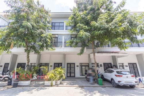 វីឡាកូនកាត់ អិលវី សម្រាប់លក់| បុរីប៉េងហួតបឹងស្នោរ​