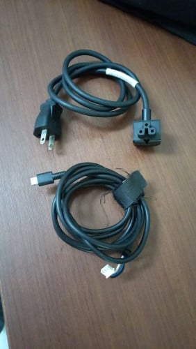 1.DisplayPort Cable 1.5M 2.hp adaptor original Cable 3.adaptor and type c cable5.power cable apple1