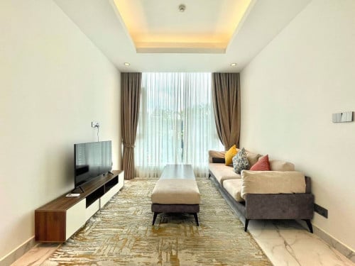 Luxury 2 bedroom condo for rent