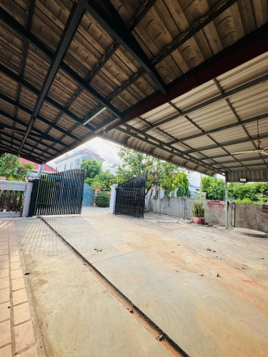 ផ្ទះ​ជួល​ លក់បន្ទាន់