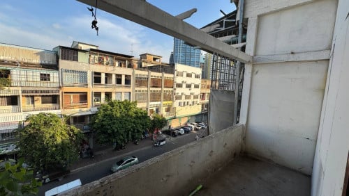 ផ្ទះលក់បន្ទាន់