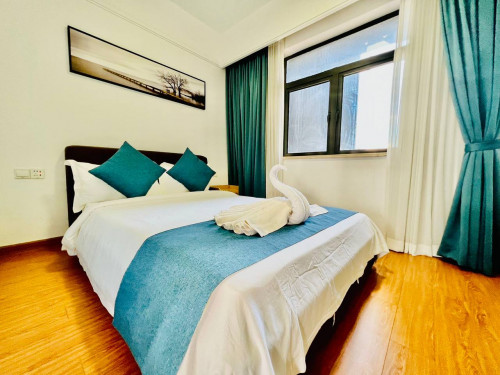 2 bed, 2 bath price 650$ 650$ 650$  ( Near Aeon mall 1 )  6 floor ( available 1 unit only )