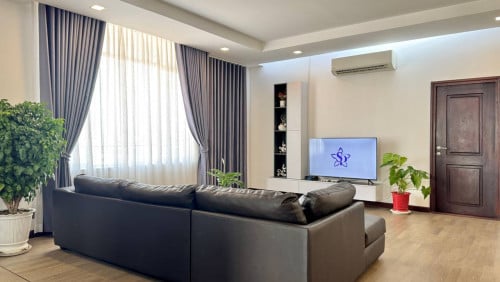 3 BEDROOM FOR RENT IN BKK 1