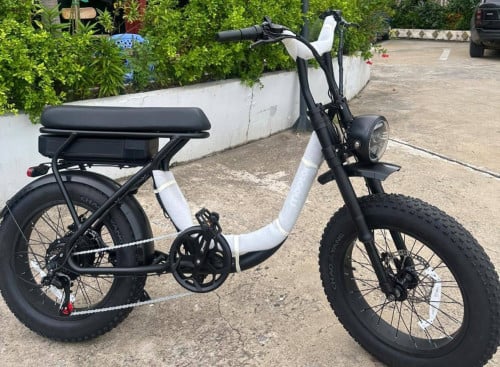 Mootoor R2  ប្រភេទកង់ជិះមនុស្ស២នាក់👉 ល្បឿន 40-60Km/h👉 ចម្ងាយ  70- 80km