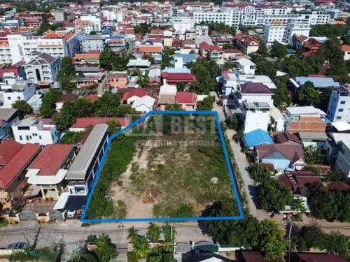 ដីលក់ក្នុងក្រុងសៀមរាប-ក្រោយផ្សារញ៉ែ/Land for Sale in Siem Reap-behind Psar Nhea