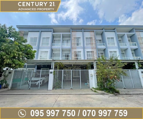 🏘 វីឡាកូនកាត់ (LB) ក្នុងបុរី វ៉ារីណា​ ត្រូវការលក់បន្ទាន់ខ្លាំង