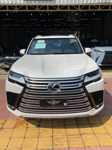 Lexus lx600 2023 vip seat full option