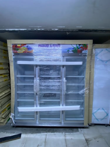 ទូរកញ្ចក់ទ្វារបី