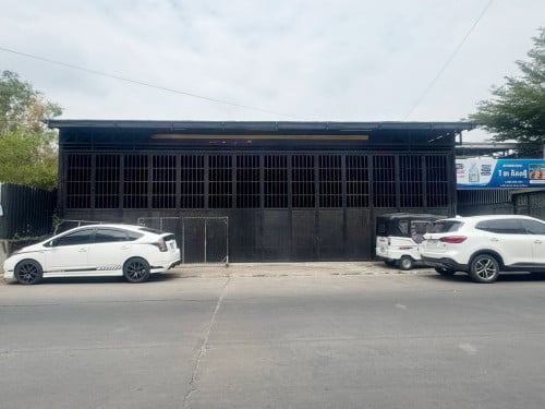 ឃ្លាំងអាជីវកម្មសម្រាប់ជួល​ នៅក្នុងបុរីពិភពថ្មី ចំការដូង (Borey Piphup Thmey Chamkar Doung)