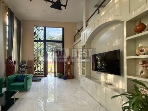 4 Bedroom Duplex Apartment For Rent In Siem Reap