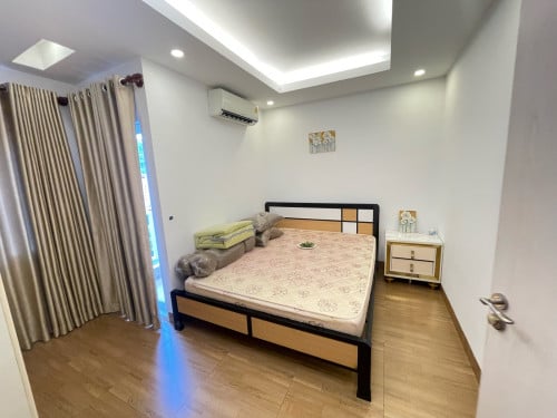 Condo one bad room for sale