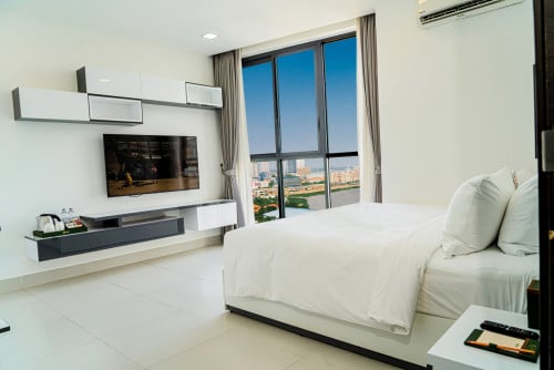 River View Apartment ($1500/month)