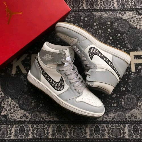 ស្បែកជើងចូដិន Jordan Dior High - AJ1 Dior - size 44
