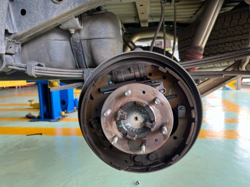 ស្បែកហ្រាំ្វង មុខ / ក្រោយ  Pick up and SUV  PPV ( Revo / Ford / Nissan/ Mazda/។ល។ )