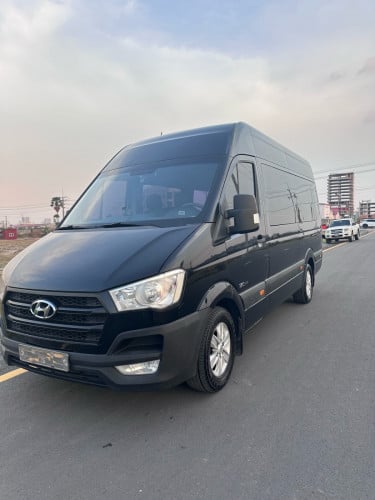 Hyundai SOLATI  2016 15កៅអី