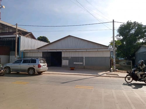 Land for sale  នៅជាប់ផ្លូវស៊ុបរំដួល ផ្លូវបេតុងទំហំ 22ម