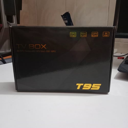 TV Box មានបុស្តិ៍ទូរទស្សន៍ខ្មែរ ចិន​ វៀតណាម ថៃ កូរ៉េនិងអង់គ្លេសជាច្រើន