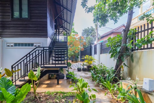 1 Bedroom Wooden House for Rent in Sala Kamruek-Siem Reap City